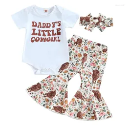 Set di abbigliamento Tute per neonate Set Pagliaccetto a maniche corte con stampa di lettere estive e pantaloni casual a zampa floreale Fascia per capelli