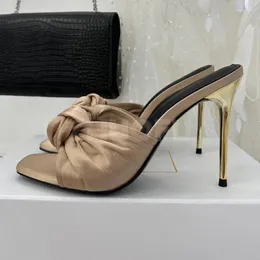 Slippare Kvinnlig vår Autumn 2024 Unik övre design Peep Toe Toque High Heel Shoes Fashion Versa Nyaste sommar med Box SZ 36-45