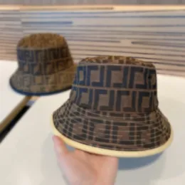 Canvas Beyzbol Şapkası Tasarımcısı Hat Casquette Renkli Kapak Erkekler için Kadın Fitted Hats Femme Femme Vintage Luxe Jumbo Gorras Sun