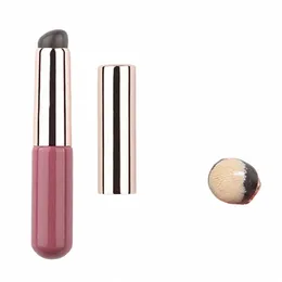 1pcs Round Head Silice Lip Brush Mini Ccealer Brushes Lipstick Applicator Profial Makeup Brushes Tools Accories o9Zw#