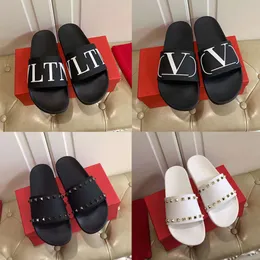 Vieamese Nigerian Men's Flat Bottomed Slippers Trendy Brand Letters with Rivets on the Outside, One Word Flip Flop Beach Sandals