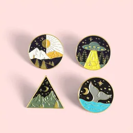 Tarot acampamento aventura esmalte pinos bonito anime filmes jogos duro esmalte pinos coletar broche dos desenhos animados mochila chapéu saco colar lapela emblemas