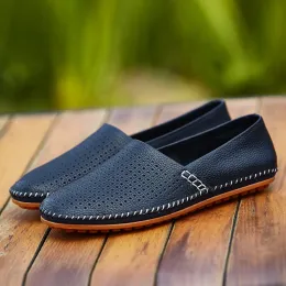 Skor Valstone Mäns andningsbara mjuka mocassins Micorfiber Casual Shoes Breattable Leather Loafers Slip On Light Flats Man 12 Färger
