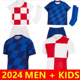 2024 Modric Croacia Euro Cuccer Courcer Jerseys Croatie 24 25 Croazia Brekalo Perisic Brozovic Kramaric Livakovic Football Shirt Men Mensure kit Kids Kit