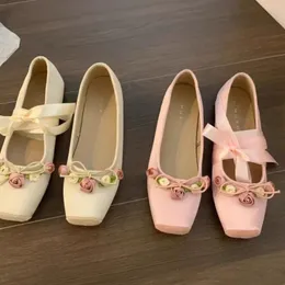 Mulheres apartamentos arco marie janes sapatos primavera lolita vestido dedo do pé quadrado designer sandálias de caminhada feminino elegante zapatos 240321