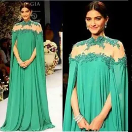 2024 Emerald Green Dubai Evening Dresses High Sheer Neck Lace Chiffon 전장 Kaftan Arabic Prom Dreass with Long
