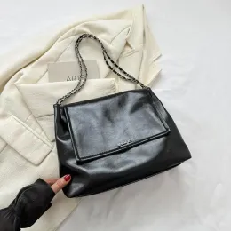 حقائب الأزياء المسائية سلسلة PU Leather Women's Lostte Counter Comelic Solid Solid Ladies Lindarm Large Tote Tote Handbags