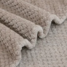 اللون الصلب الأناناس السميكة منقوشة الفانيلا أريكة أريكة غطاء مخصص بطانية ناعمة ومريحة