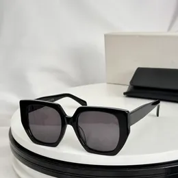 40239 Occhiali da sole neri a farfalla con lenti grigie Donna Summer Sunnies Sonnenbrille Fashion Shades UV400 Eyewear