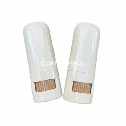 7Gベージュ空のDIYプラスチックリップグロスチューブ卸売口紅バームチューブ化粧品CTANER OVAL LIP BALM TUBE LIPSTICK TUBE H1OW＃