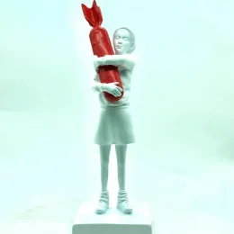 조각상 북유럽 개인화 된 가정 장식 포옹 폭탄 소녀 수지 동상 은행 거실 책상 장식 조각 인형 예술 선물