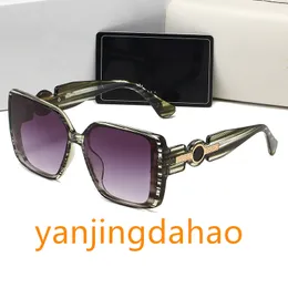Ny mode lyxdesigner solglasögon för kvinnors män glas samma solglasögon strandgata foto små sunnies metall full ram med låda