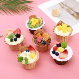 Dekoratif çiçekler 1 adet rastgele stil yapay cupcake tatlı sahte gıda simülasyonu kek meyve modeli tablo dolap dekorasyon