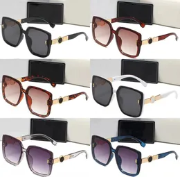 Homens Mulheres Óculos De Sol Marca De Luxo Verão Sunnies Sonnenbrille Moda Shades 2024 Alta Qualidade Grande Quadro Multifuncional Óculos 6 Estilos Preto Branco