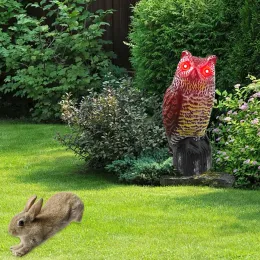 Sculture Spaventapasseri Gufo Statua Esca Emettono Suono Realistico Gufo Finto Dipinto a Mano Protettore da Giardino per Deterrente per Parassiti da Esterno Repellente per Uccelli