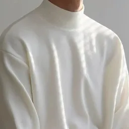 2023 флисовая мужская футболка с круглым вырезом, однотонная мужская футболка с длинным рукавом, модная уличная одежда, зимняя одежда в Корейском стиле для мужчин 240312