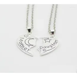 Pendant Necklaces 20145 Broken Heart 2 Parts Necklace Mother Daughter I Love You To The Moon And Back Pcs 1 Set Drop Delivery Jewelry Ot6Nr