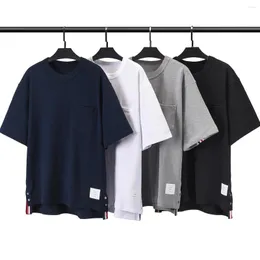 Camisas masculinas T-shirt gola redonda algodão listrado quatro barras versão coreana de absorção de suor lazer mangas curtas