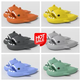 GAI pantofole sandali in cotone Lovely Shark Coppia Cartoon squalo da donna confortevole Resistente Semplicità Genitore-bambino peso leggero Primavera Nuoto 2024