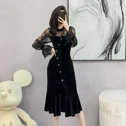 Casual Dresses Q-W ns Ladies Japanese Streetwearrsvppap Officials Store Fall 2024 Round Neck spets sömnad sammet Slim-fit Slimming Hon