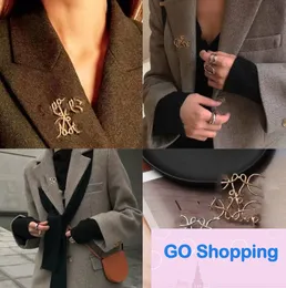European Style Simple Geometric Brooch Female High-End Elegant Luxurious and Personalized Suit Coat Pin