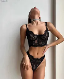 Sexig uppsättning nya romantiska alla hjärtans dag Eyelash Lace Bralette Thong Set med öppen baksida transparent blommig tät passande korsett för kvinnors sexiga underkläderkläder C24325