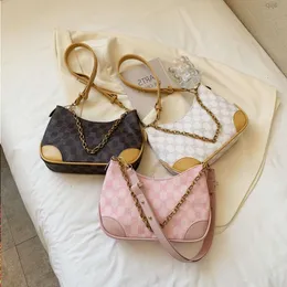 Moda famosa bolsas jovens senhoras bolsas de luxo meninas design sacos de mão para mulher corrente dfkjv