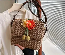 Drawstring 2024 Summer Bohemia Girls Handbags Fashion Sweet Flower Straw Weave Shoulder Messenger Bag For Women Beach Party Small