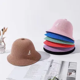 Beret di canguro in maglia classico_ Cappello di marea di lana pittore selvaggio per donne eleganti e resistenti versatili da