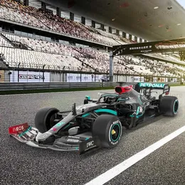 電気/RCカーF1フォーミュラモデルカーRCカーリモート制御充電充電式充電式ドリフトドリフトスポーツ子供のおもちゃT240325