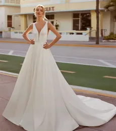 Elegant Long V-Neck Wedding Dresses With Lace Sash A-Line Satin Ivory Court Train Zipper Back Bridal Gowns for Women