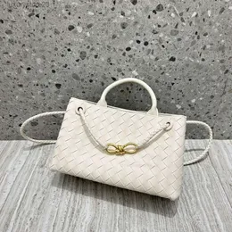 ブランドハンドバッグVenata 2023 East/West Cowhide Shoulder Andiamo Andiamo Totes Botteega Leather Woven Bag Elegant Designer Elegant Designer under Arm Single Bags Crossbody Lady women cajrgvq2