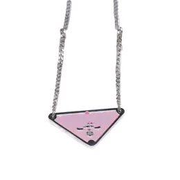 Collana di design di lusso per donna gioielli in argento placcato collane sottili ciondolo con firma triangolare lettera multicolore popolare zl191 H4