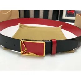 2024 Designer Belt Mänklädtillbehör Bälten Big Buckle Fashion Women Högkvalitativ äkta lädermidjeband med låda och dammpåse