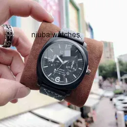 Designer-Uhren PAM Same Luxus-Armbanduhr für mechanische multifunktionale Herren-Lederarmband-Modedesigner-wasserdichte Armbanduhren aus Edelstahl