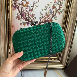 Designer Clutch Bag Luxury Chain Bag 10a Mirror Quality Weaving Leather Dinner Bag Fashion Shoulder Bag With Box LB148V