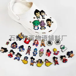 Encantos de anime atacado memórias de infância dragão engraçado presente encantos de desenhos animados acessórios de sapato decoração de pvc fivela de borracha macia entupir encantos navio rápido 30 cores