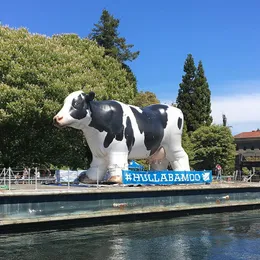 8/10/13/16,5 pés ou gigantes personalizados de vacas leiteiras infláveis para publicidade feita na China