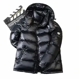 2024 New Gloss Down Jacket 남자 플러시 따뜻한 재킷 코트 남자 방수 바람 방수 라이트 다운 재킷 90% 오리 다운 코트 수컷 T0WC#