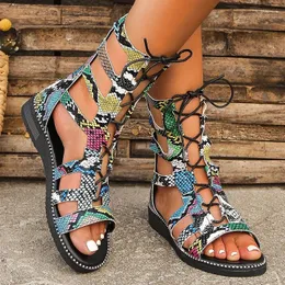 Sandalen Rom Frauen Wohnungen Schuhe Walking Strand Kleid Gemütliche Sommer 2024 Mode Designer Outdoor Lace-up Casual Mujer Zapatos