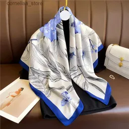 Bandanas Durag -halsdukar Elegant Houndstooth Satin Silk Scarf For Women Hijab Bandana Fashion Print 90cm fyrkantiga halsdukar Huvudband Muslim Huvudduk Shawn Y240325