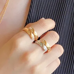 女性デザイナーカップルのCHリングゴールドメッキ18K 925シルバー最高カウンターアドバンスマテリアルジュエリーダイヤモンドブランドデザイナーボックス005