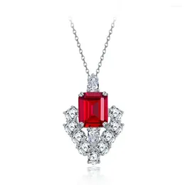 Pendants Shipei Jewelry 2024 Light Luxury Style S925 Silver Pendant 7.5ct Red Blue Green 10 12 High Carbon Diamond