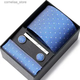 Ties cravatte per collo 2023 cravatta regalo per matrimoni Nuovo stile per uomini Accessori per tute in scatola cravatta a blu piazze set di gemelli Y240325