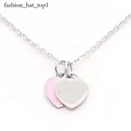 Tiffancy Necklace Love Heart Designer Necklace Womens Mens Luxury Jewelry Letter مطلية بالذهب