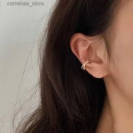 Ear Cuff Ear Cuff Brincos de zircão de metal cruzado com punhos e clipes de orelha adequados para mulheres sem perfurações Padrão geométrico em forma de C pequenos protetores de orelha clipe de joias