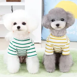 Vestuário para cães Colete de gato muito lavável de duas pernas padrão de urso de desenho animado camisa listrada para animais de estimação camiseta de uso diário