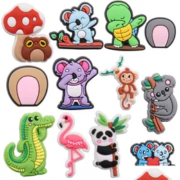 إكسسوارات أجزاء الأحذية الجملة 100pcs pvc kawaii ars koala turtle turtle flame bird panda monkey monkey decorations fo dhml2