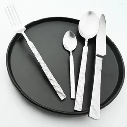 Zestawy naczyń stołowych Silver Retro stal nierdzewna Zestaw Set Set Dinner Knife Fork Spoons Strewa Strale do odpowiedniego kuchni biura domowego kemping