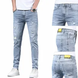 Bahar Yaz Şık Koreli Yırtık Delik Streç Erkekler İnce İş Denim Pantolon Dikkatli Tasarım Mavi Koca Kot Lüks Erkekler 7811#
